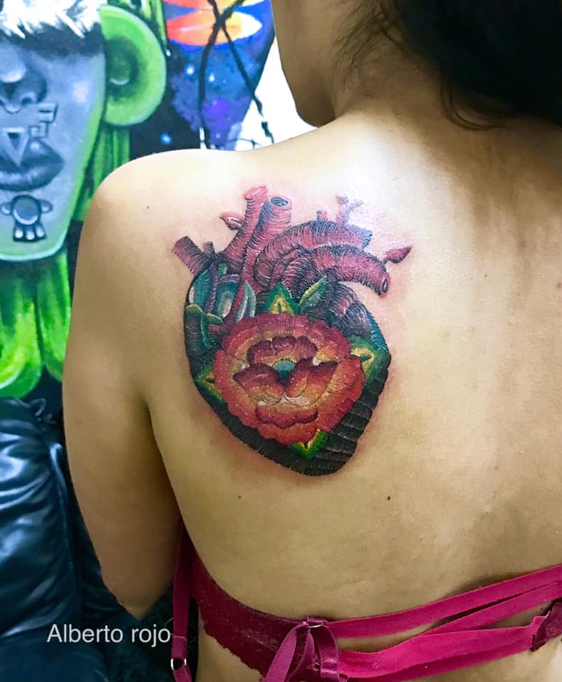 tatuaje bordado mexicano alberto rojo 4