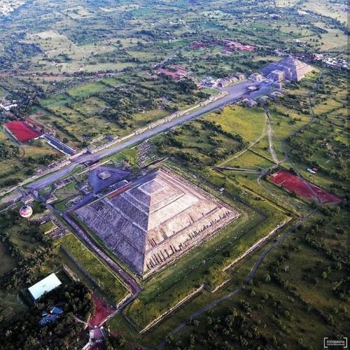 piramide del sol mexico